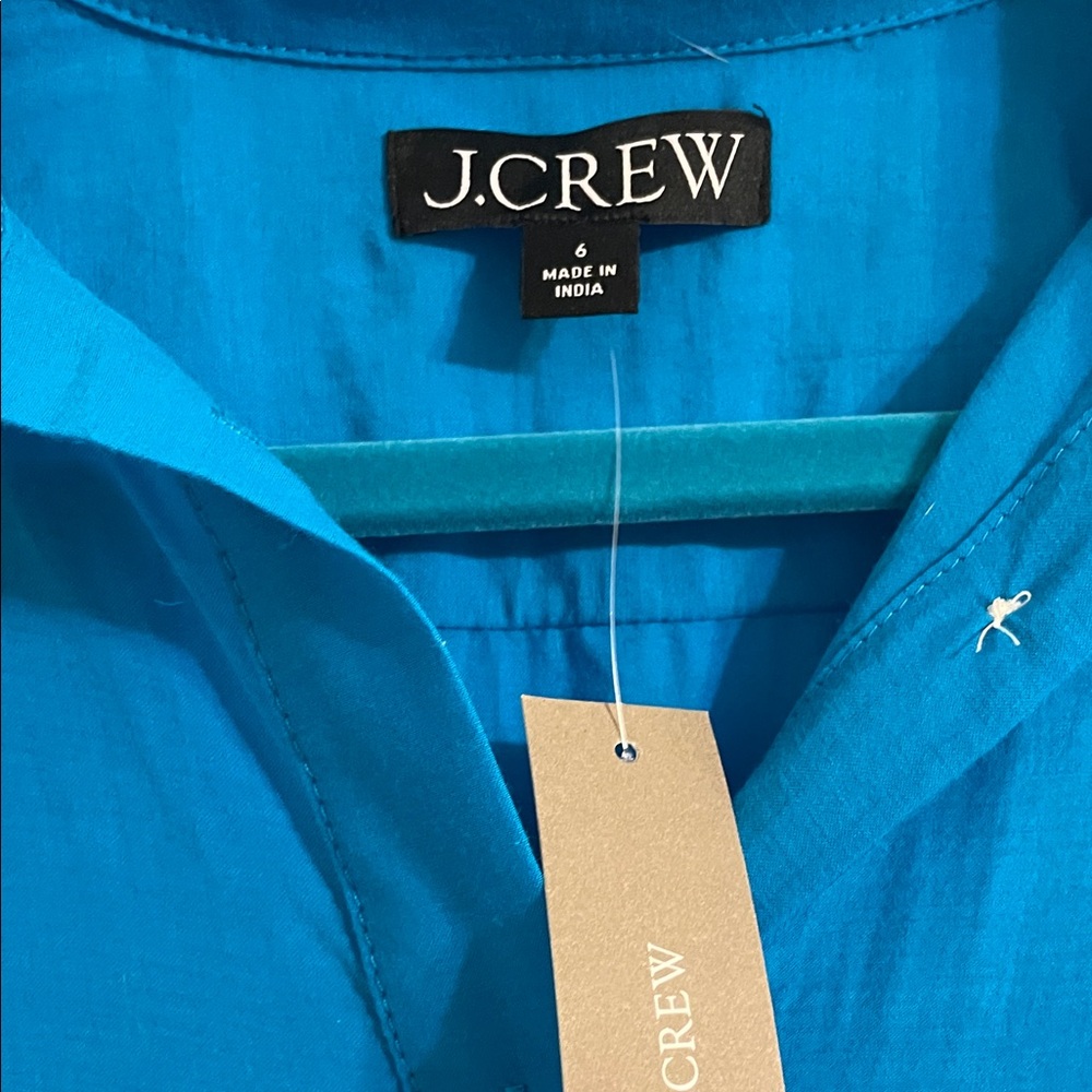 J. Crew woman’s Blue Button-Down Shirt NEW - Picture 2 of 7